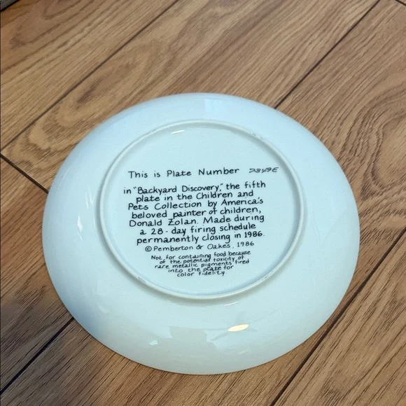 Backyard Discovery Collector's Plate - Picture 2 of 3